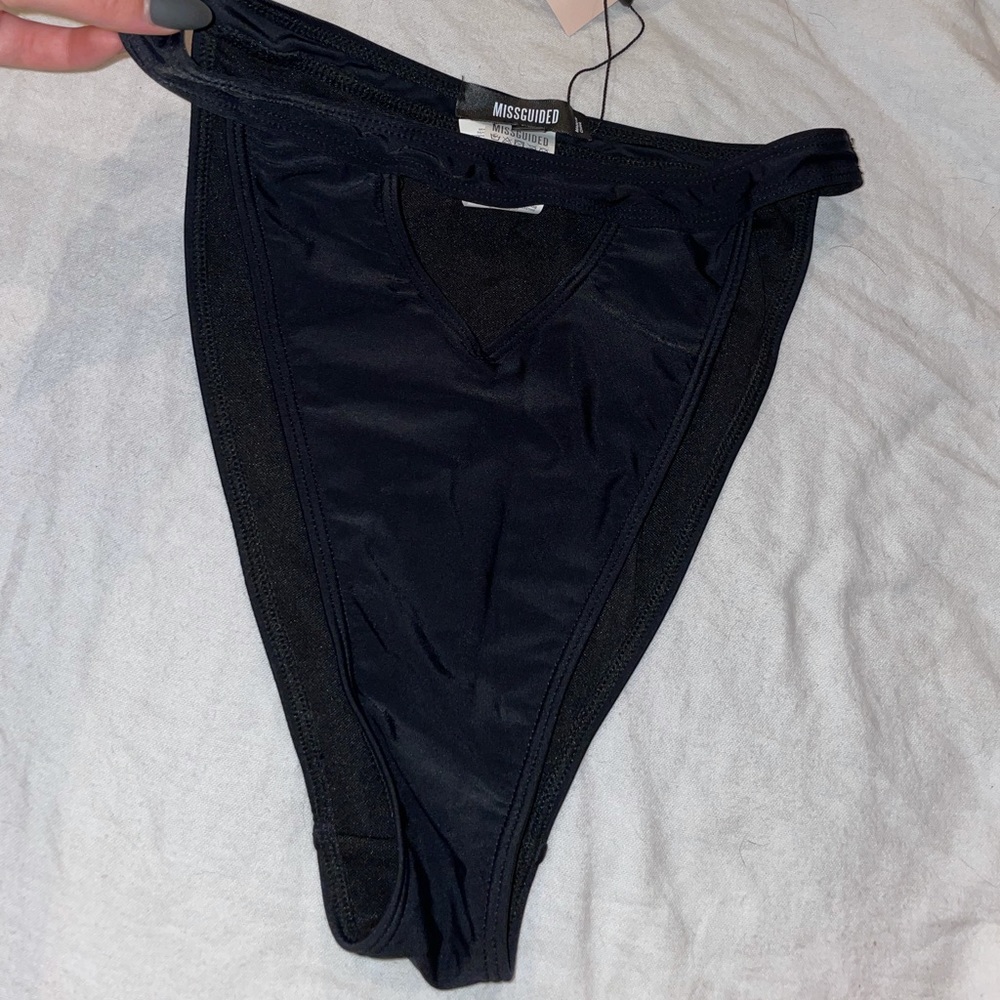 brand new misguided swim bottoms!